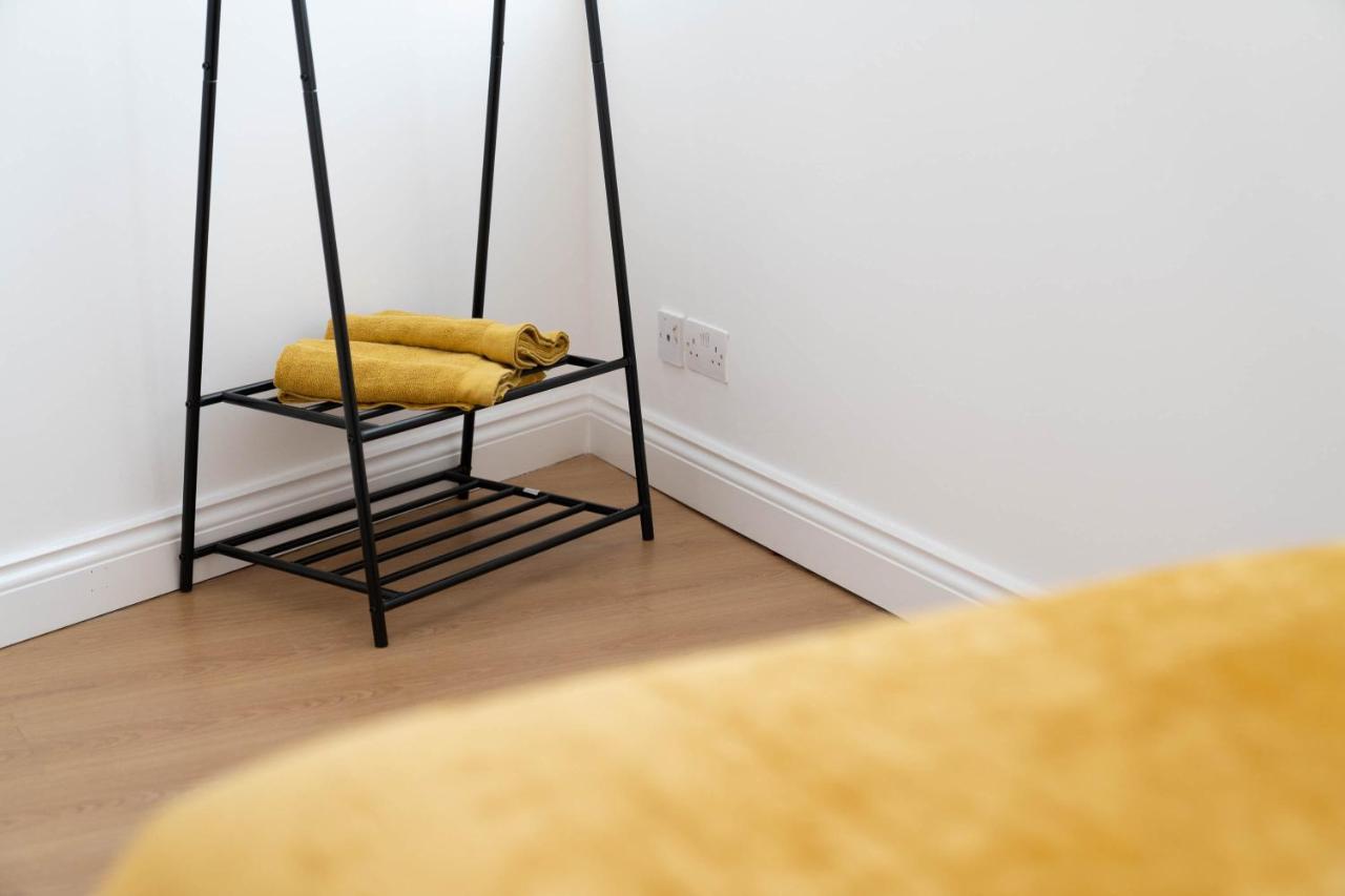 Two Bedroom Apartment-One Choice Stays- Jewellery Quarter Бирмингам Екстериор снимка