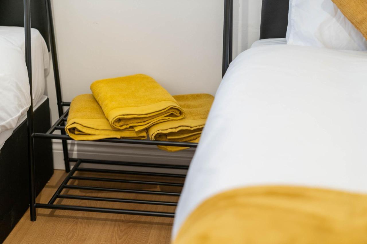 Two Bedroom Apartment-One Choice Stays- Jewellery Quarter Бирмингам Екстериор снимка
