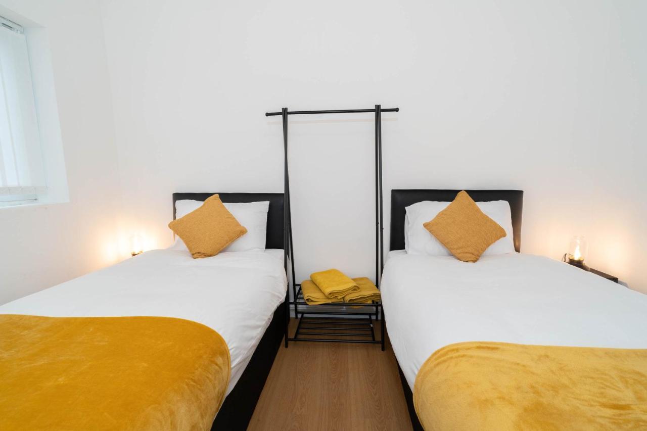 Two Bedroom Apartment-One Choice Stays- Jewellery Quarter Бирмингам Екстериор снимка